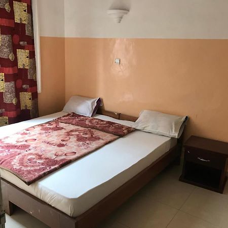 Appartements Chez Leo บราซซาวิล ภายนอก รูปภาพ