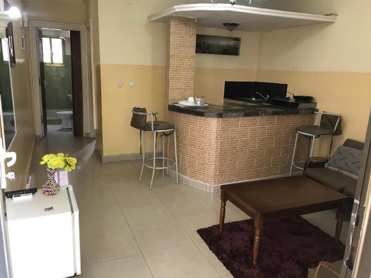 Appartements Chez Leo บราซซาวิล ภายนอก รูปภาพ