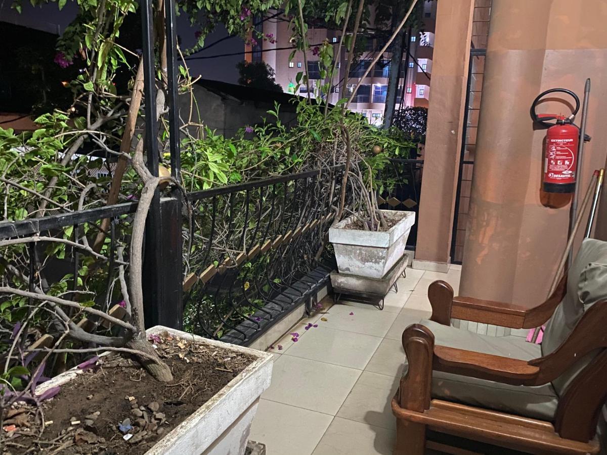 Appartements Chez Leo บราซซาวิล ภายนอก รูปภาพ