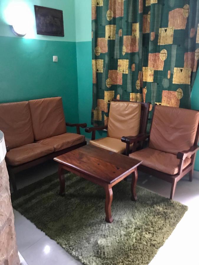 Appartements Chez Leo บราซซาวิล ภายนอก รูปภาพ